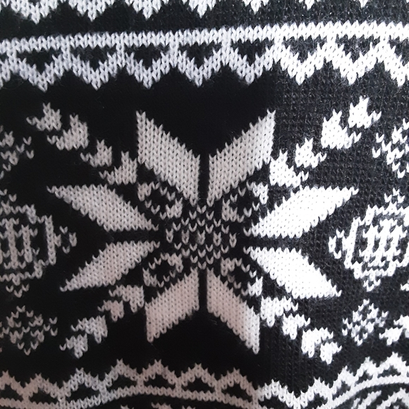 CROP SWEATER - Picture 2 of 5